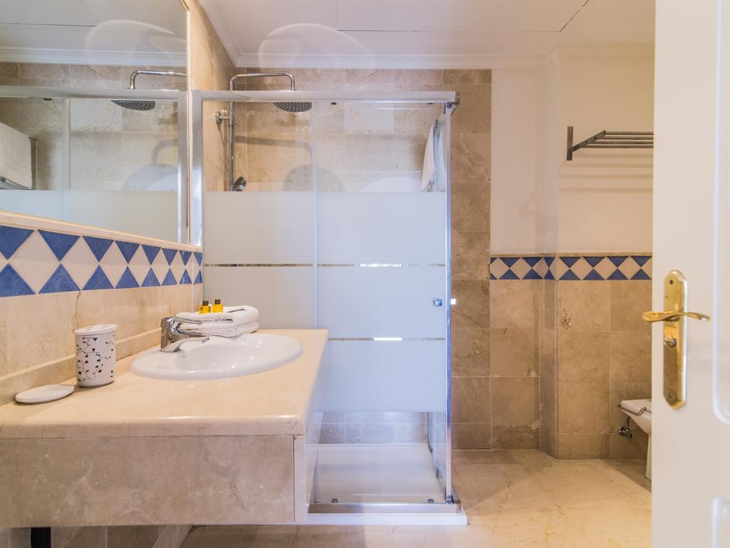River Garden Spacious Penthouse Marbella Buitenkant foto