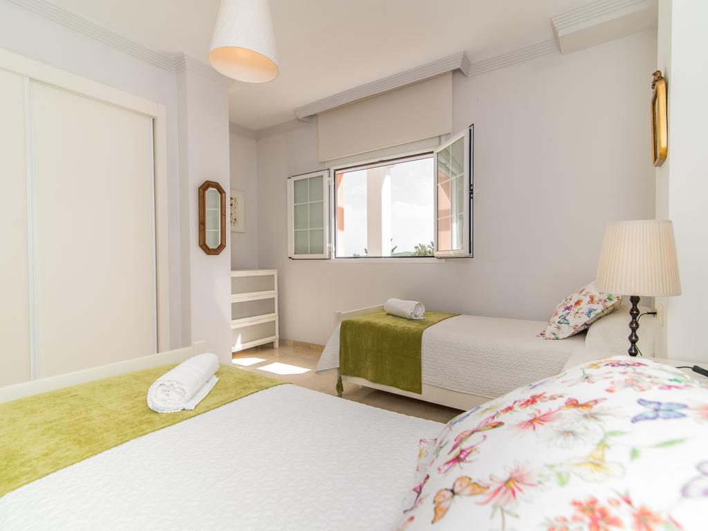 River Garden Spacious Penthouse Marbella Buitenkant foto